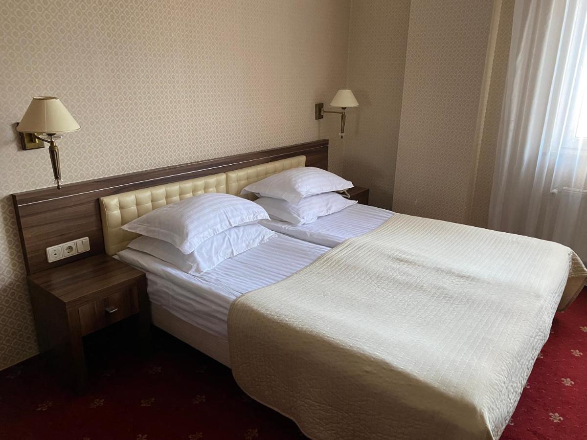 Delice Hotel Lviv Luaran gambar