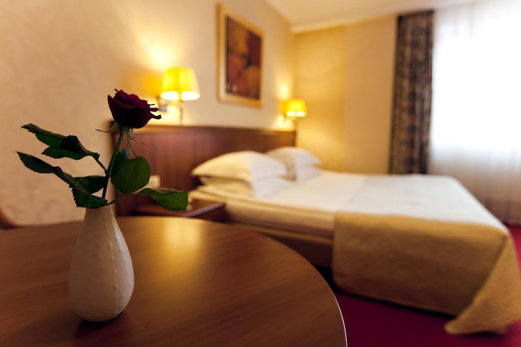 Delice Hotel Lviv Luaran gambar