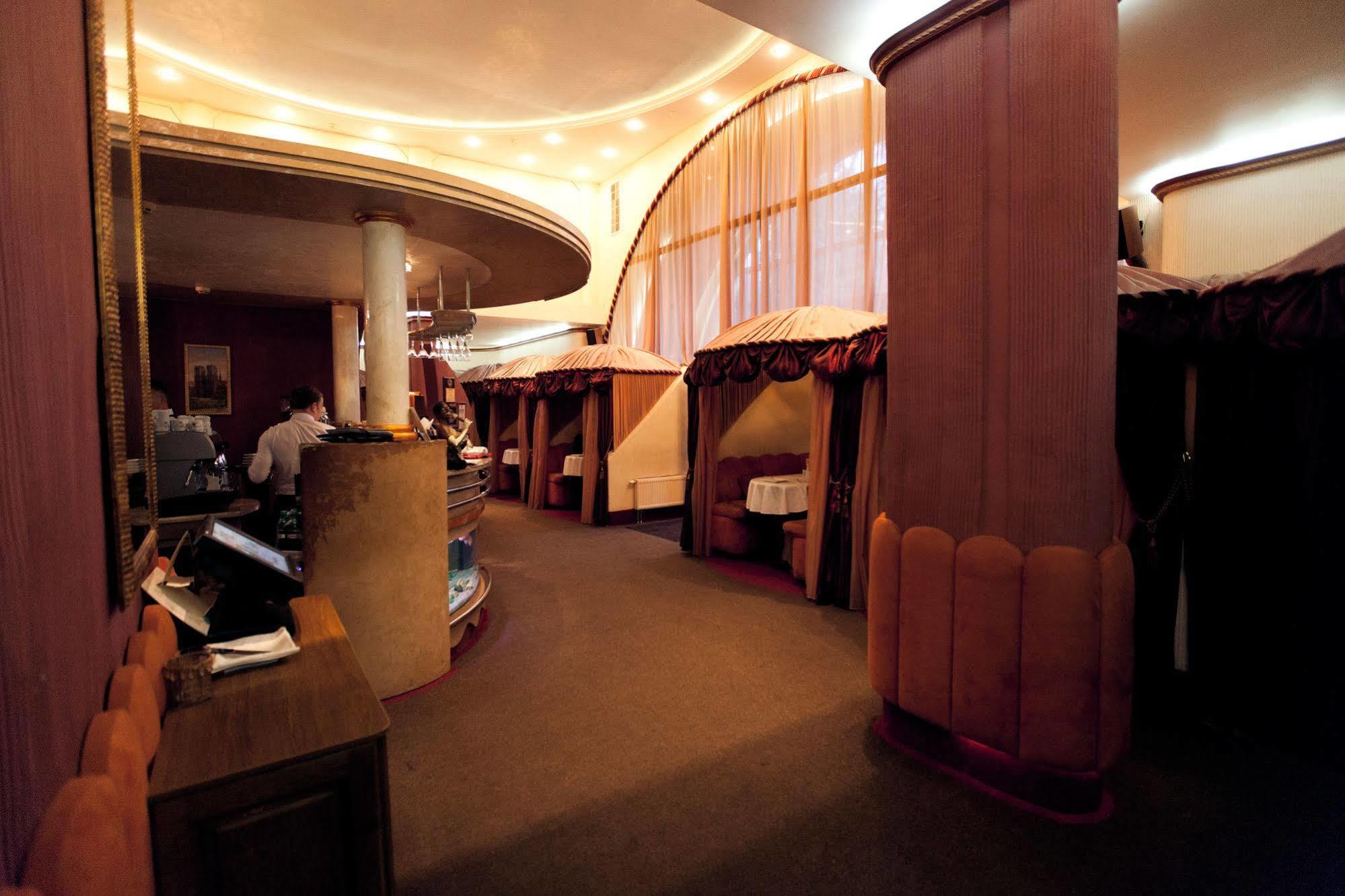 Delice Hotel Lviv Luaran gambar