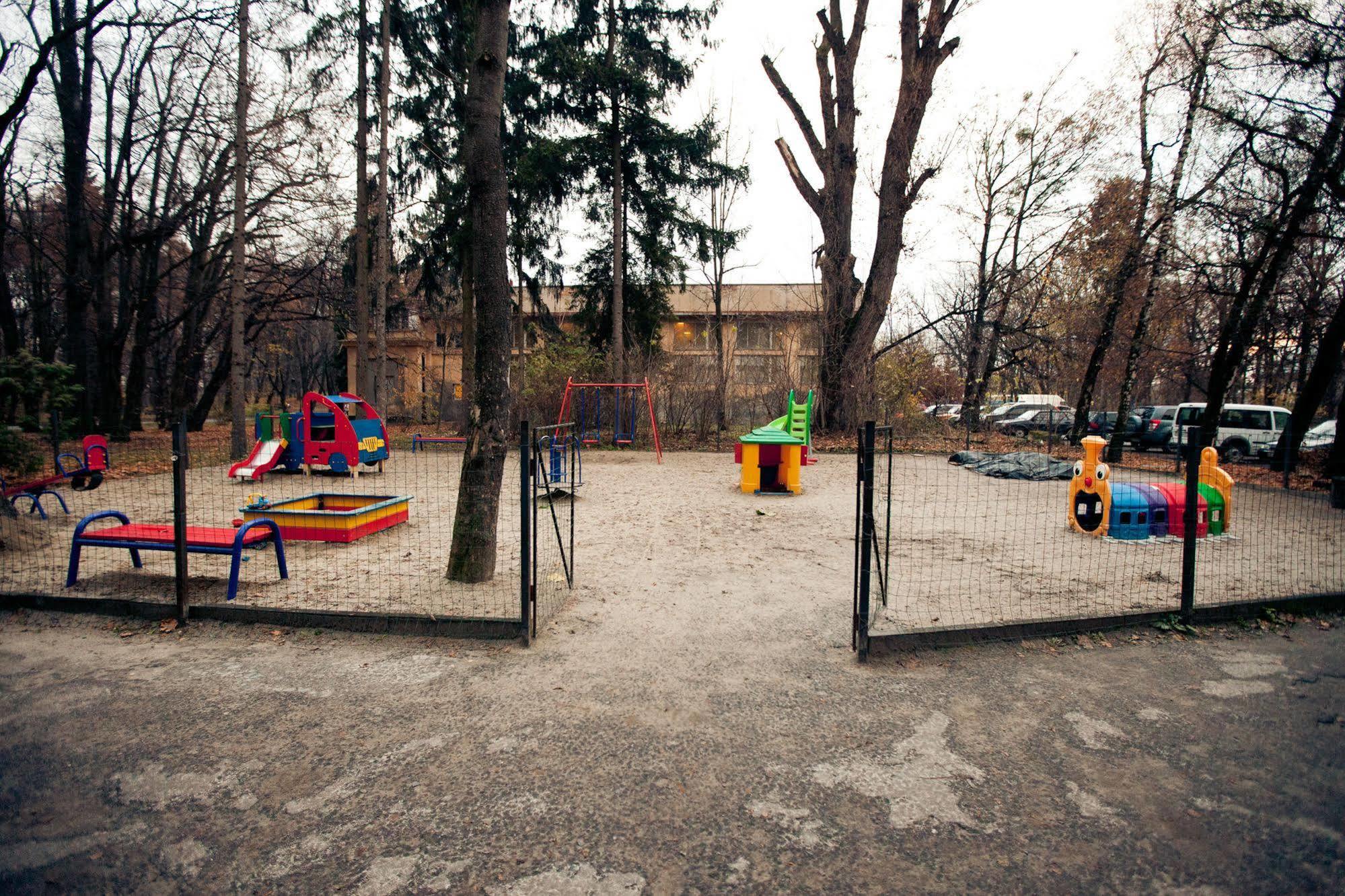 Delice Hotel Lviv Luaran gambar